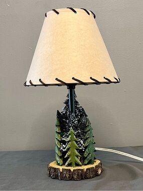 VTG Rustic Lodge Desktop Table Lamp W/ Moose & Woods Shade Country Cottagecore